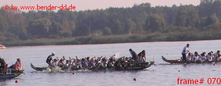 070.jpg